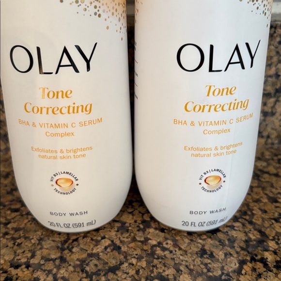 Olay Serum Body Wash Bundle NWT - Picture 2 of 3